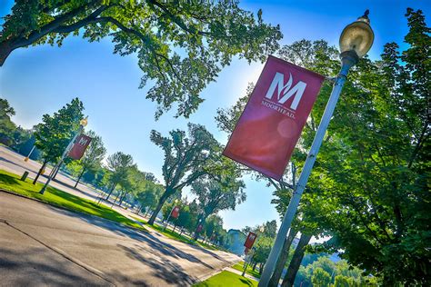 Visitors to Minnesota State Moorhead