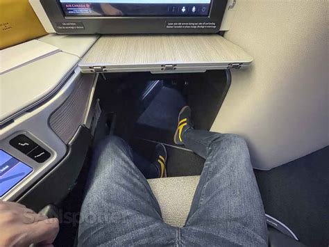 Air Canada 777 Business Class 的图像结果