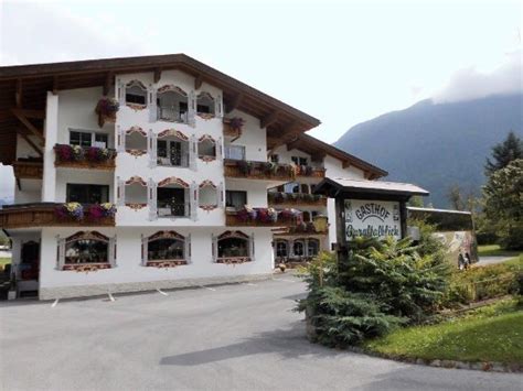 ALPENHOTEL GURGLTALBLICK (Nassereith, Tirol) - Villa Reviews & Photos ...