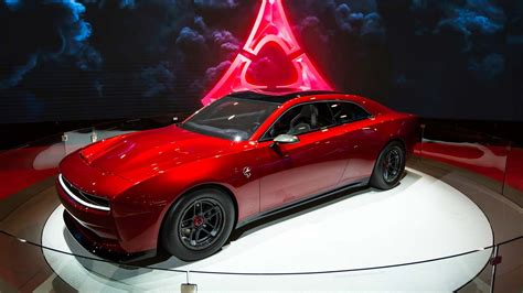 Dodge shows Banshee Concept performance EV, tips 455-670 hp
