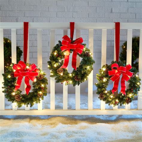 Pre Lighted Christmas Wreaths Garland