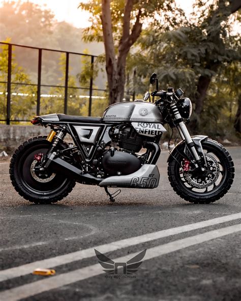 Neev Motorcycles Augustus: Modified RE Continental GT 650