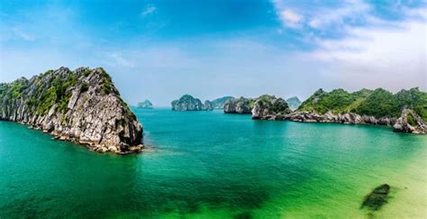 Cat Ba Island with the view of beautiful white sandy beaches | Master ...