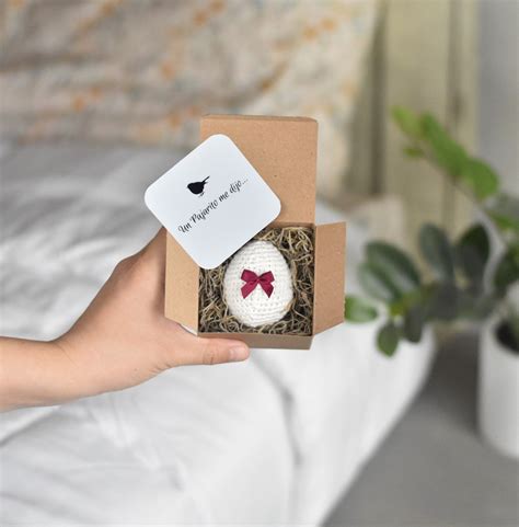 Spanish Pregnancy Announcement Gift: Knitted Egg With Bow - Etsy