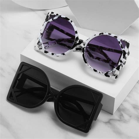 big-square-rim-sunglasses – Viexta