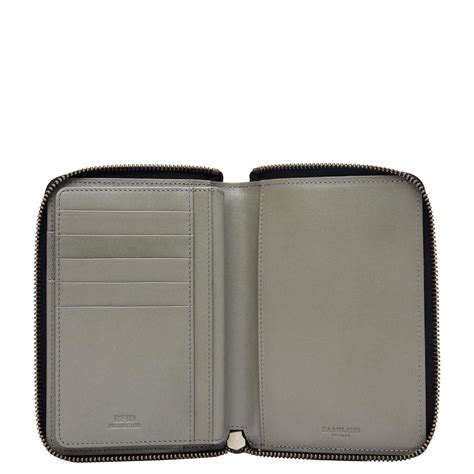 Carbon Leather Passport Case - Black – Da Milano