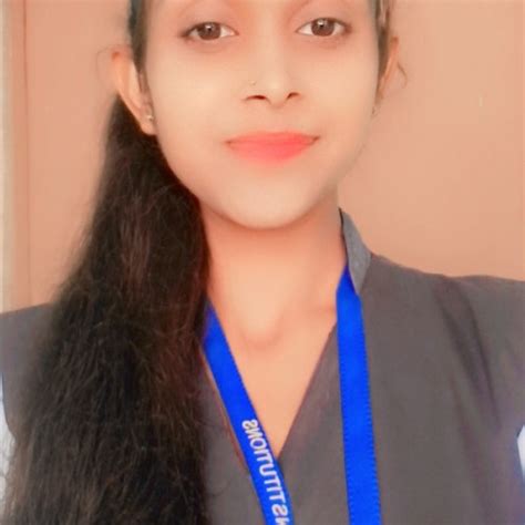 Nidhi Sharma - Maths teacher in Modinagar - ₹876/h