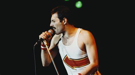 Freddie Mercury Best Vocal Performances & Hidden Gems - YouTube