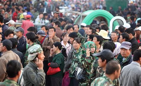 中国对外劳务合作派出人数及区域分布，第三国劳务现象开始显现_发展