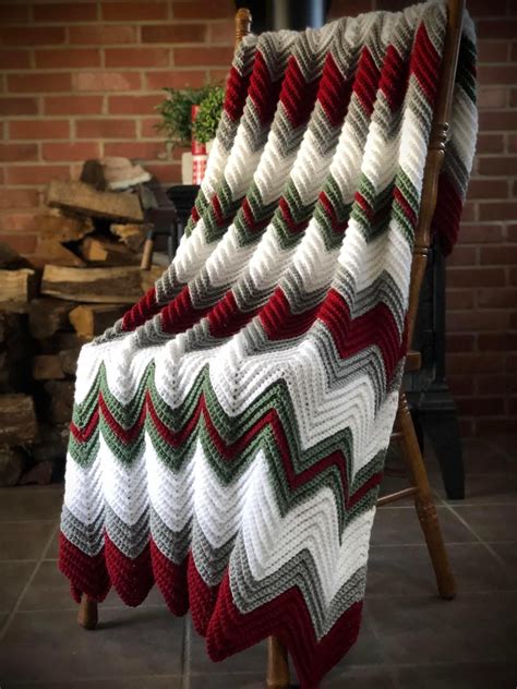 9 free crochet christmas blankets afghans – Artofit