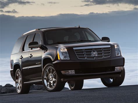 Cadillac Escalade (2007) - pictures, information & specs
