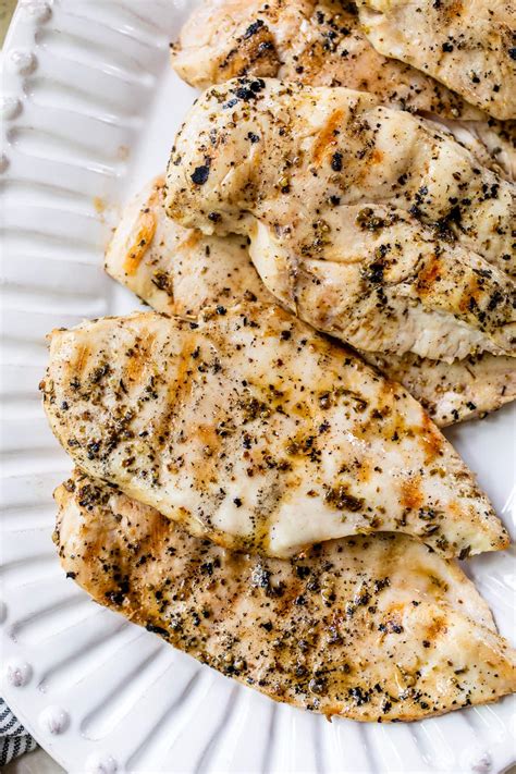 Sliced Grilled Chicken Breast Grilled Chicken With An Easy Marinade