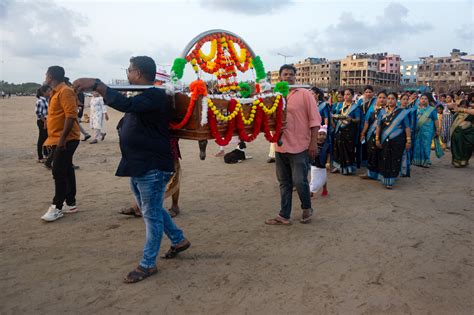 Varuna’s Blessings: The Koli Festival of Narali Purnima | The Koli ...