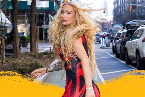 Iggy Azalea Opens Up About Making 'So Much Money' on OnlyFans | Glamour