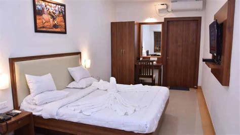 Big Indian Railways gift: Use Madurai station's luxury lounge ...