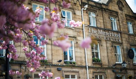 THE MITRE HOTEL (Manchester) - Hotel Reviews, Photos, Rate Comparison ...
