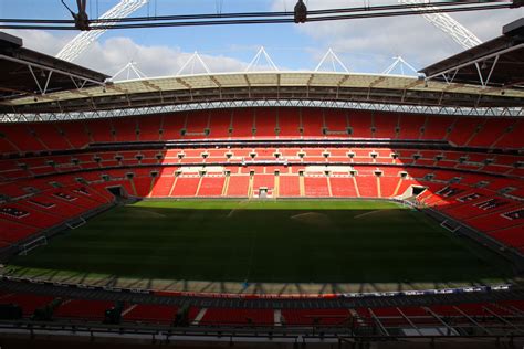 Bakerloo Line Wembley 的图像结果