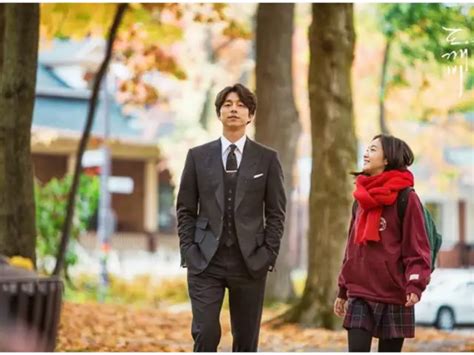 Descendants of the Sun [Netflix; also on aha and Channel K via Prime ...