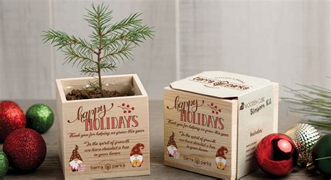 Holiday Gift Ideas for Employees by Budget Under $25 | Crestline