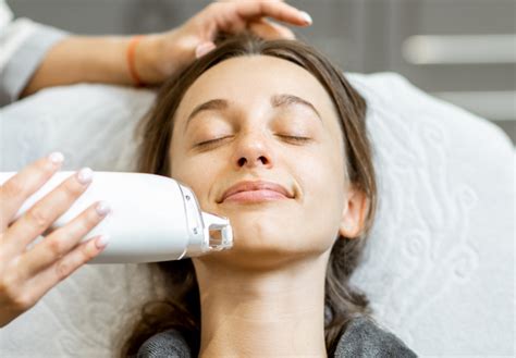 Maven Esthetics | Skin & Hair Clinic | Dr Geoffrey Vaz | Skin Clinic ...