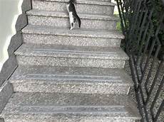 pavimenti per scale esterne strisce antiscivolo in gres porcellanato pavimenti scale pavimenti per scale esterne strisce antiscivolo in gres porcellanato pavimenti scale