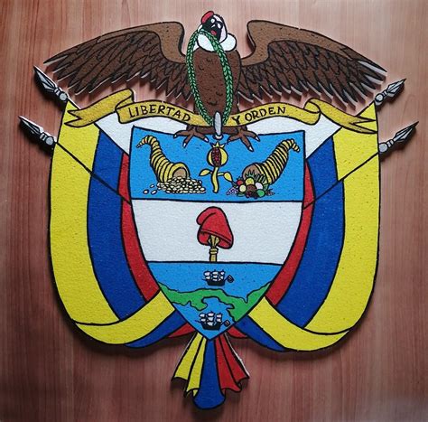 Escudo de Colombia en icopor | Escudo, Colombia, Bandera