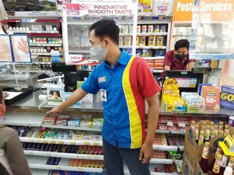 SOP Standar Penampilan Store Crew Girl & Boy Indomaret / Personil ...