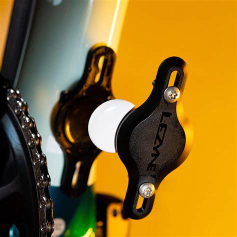 LEZYNE AIRTAG HOLDER MATRIX BIKE TAGGER-BLACK