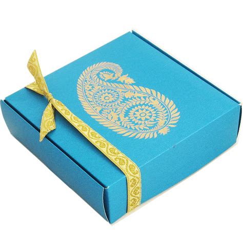 Papertrail Gift Box with Paisley Print and Ribbon, Medium, Non-Rigid ...