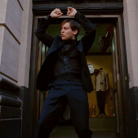 Spiderman 3 Peter Parker Black Suit