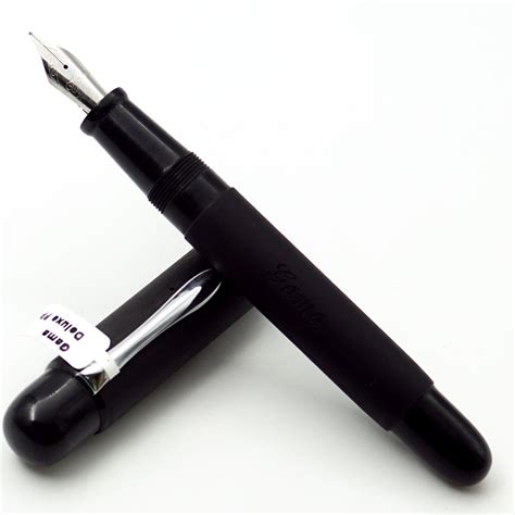 Gama Handmade Deluxe Black Color Body With Silver Clip No 35 SSF Fine ...