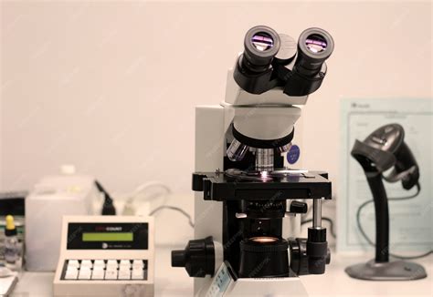 Science Microscope Side View 的图像结果