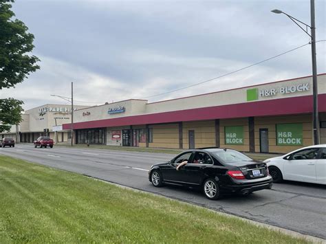 3574-3760 Fort St, Lincoln Park, MI 48146 | Crexi.com