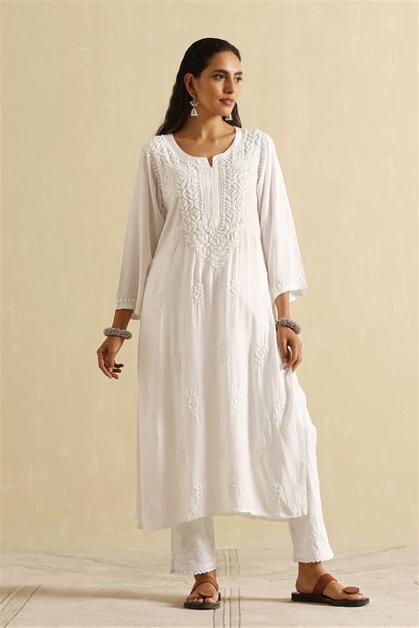 Nawab III Straight Chikankari Kurta – Local Nation