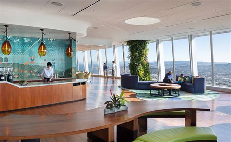 Salesforce Tower Ohana Floor - Mark Cavagnero