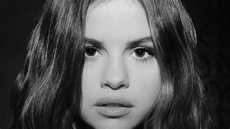 Tænd for kærligheden med Selena Gomez på ny single