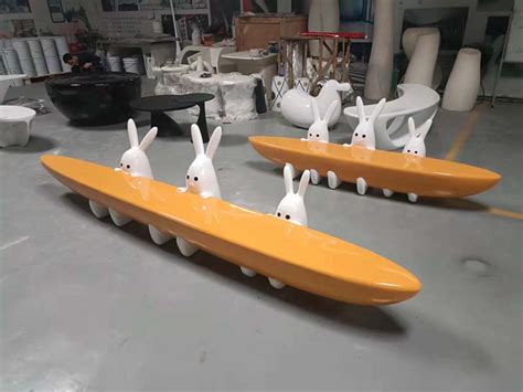 江西省 新余福利院定制一批玻璃钢兔子造型胡萝卜卡通坐凳 - 欧迪雅凡家具