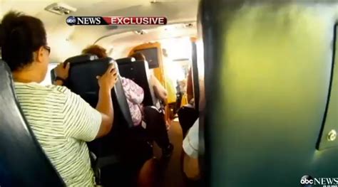 Hawaii Plane Crash Caught on Tape - Travel Insider