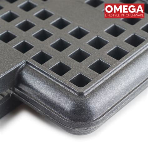 Buy OMEGA Aluminium Non-Stick Waffle Maker from Omega at just INR 1700.0