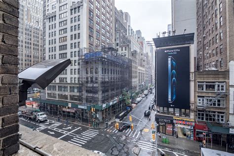 265 West 37th Street | 7,500 RSF (Direct Lease) | Noah & Co