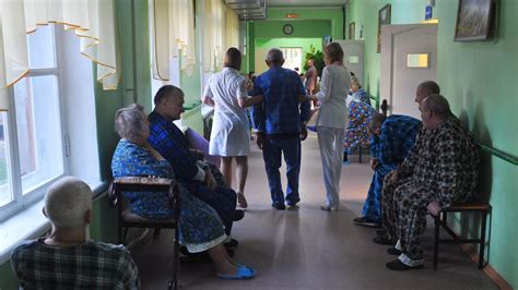 Врач дал совет, как вести себя с психически больным человеком весной ...