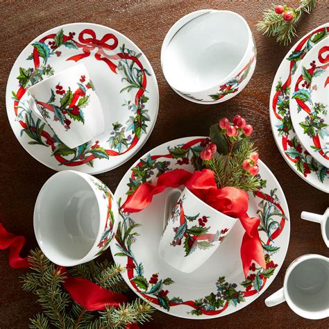 Xmas Dinnerware Set at Mikayla Whish blog