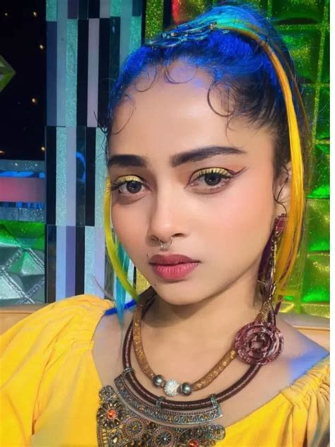 Get inspired by Shivali Parab's quirky outfits | Times of India