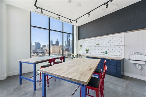 Luxury Center City Philly Apartments | View Broad + Noble Photos