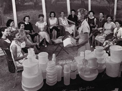 From Peddlers to Pixels: The Evolution of Shopping - Sufio