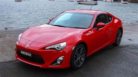 Toyota 86 Review 2013 - Chasing Cars