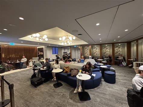 Review: AmEx Centurion Lounge, London Heathrow (LHR) - The Alviator