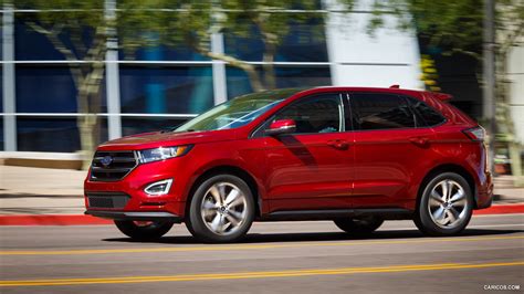 Ford Edge | 2015MY Titanium | Side