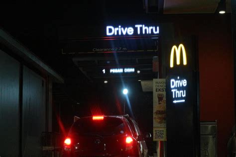 Mcdonalds Drive Thru At Night