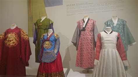 한복의 멋 알리는 한복전시회 잇달아 | 서울특별시 미디어재단 TBS